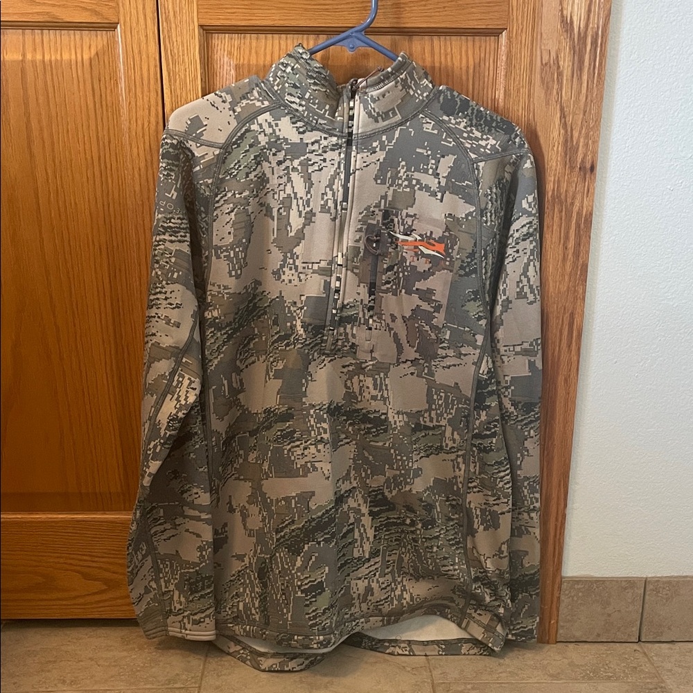 Sitka pullover